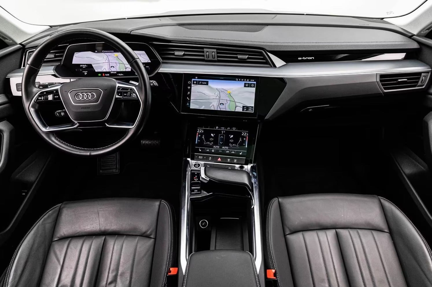 Sort Audi e-tron fra 2022