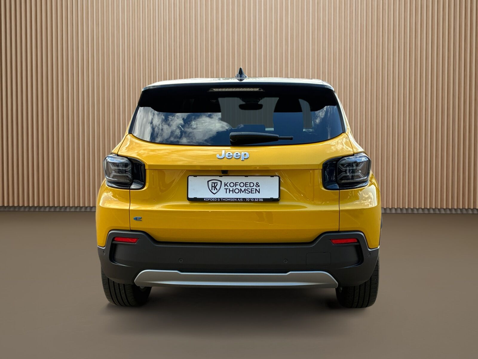 Gul Jeep Avenger fra 2025