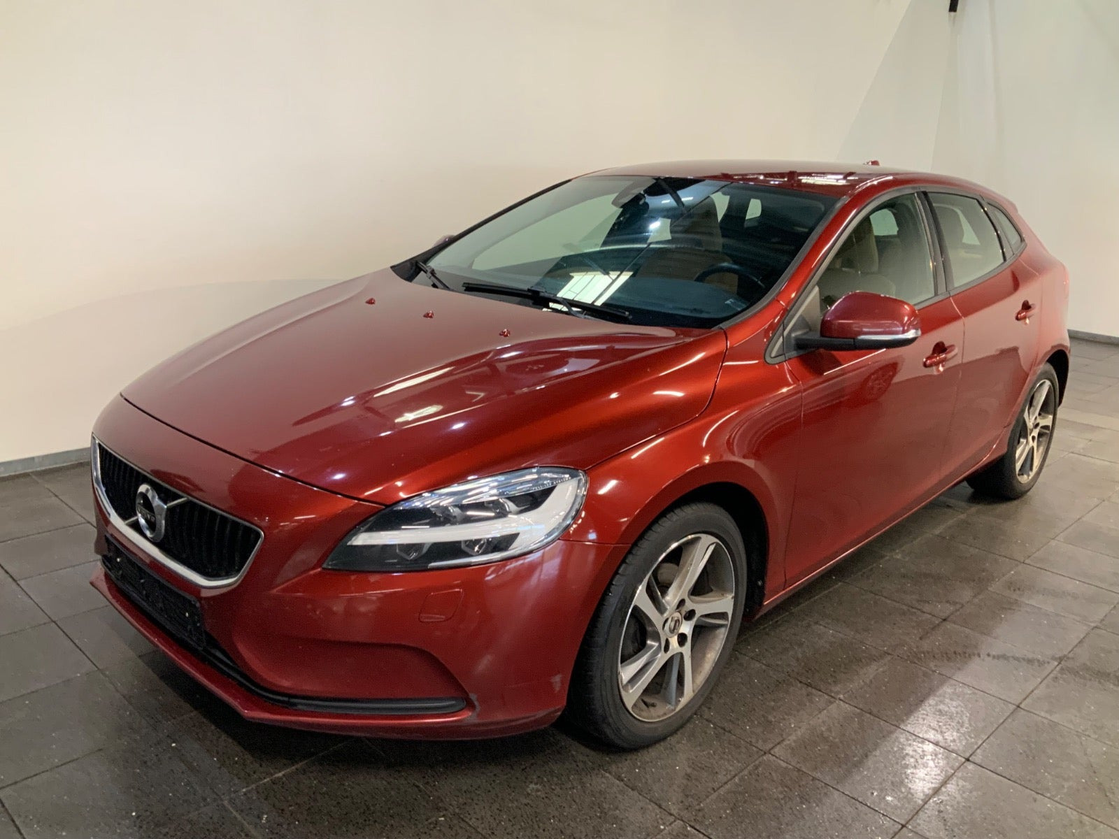 Volvo V40 2,0 D2 120 Momentum