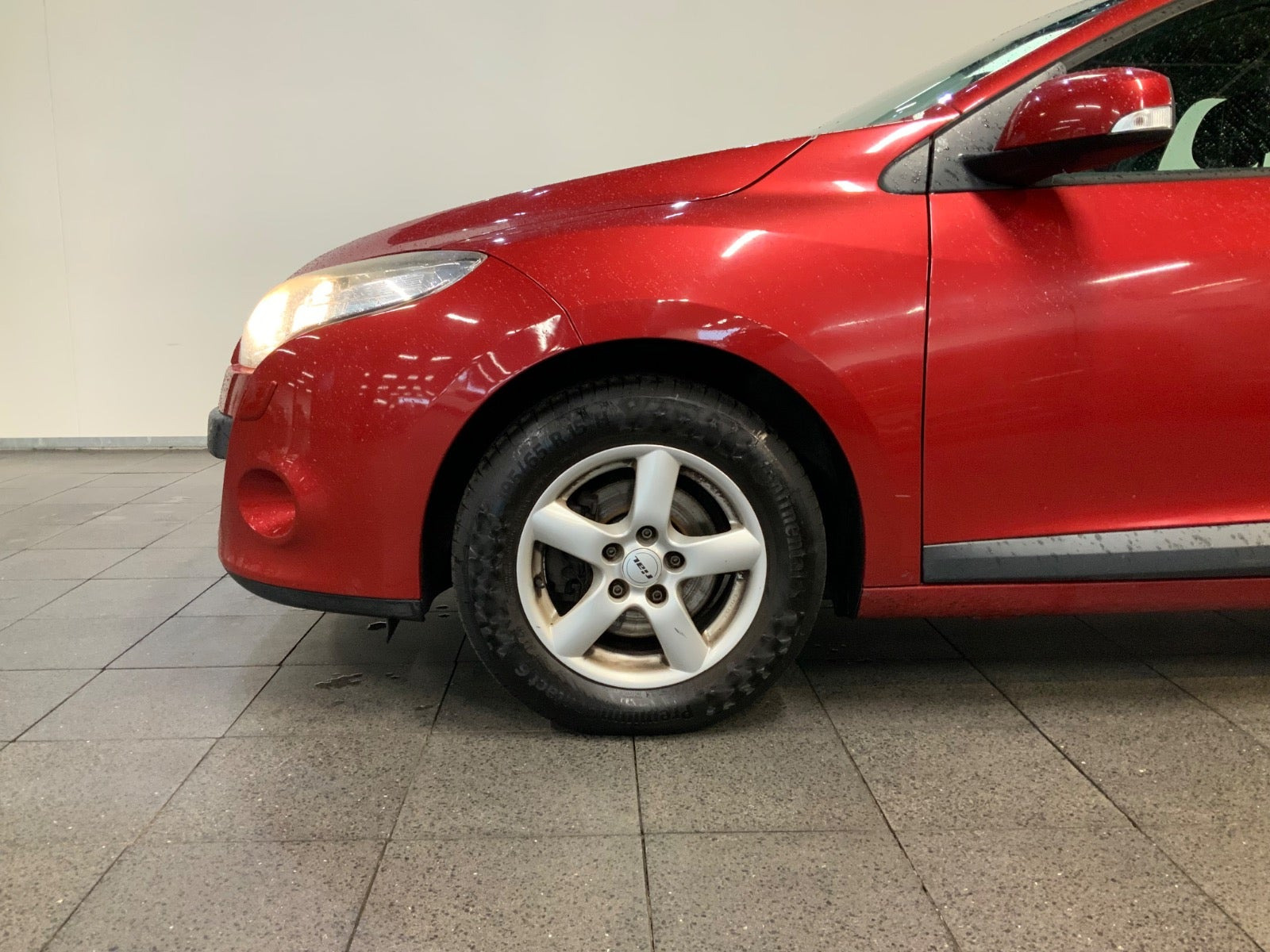 Rød Renault Megane III fra 2010