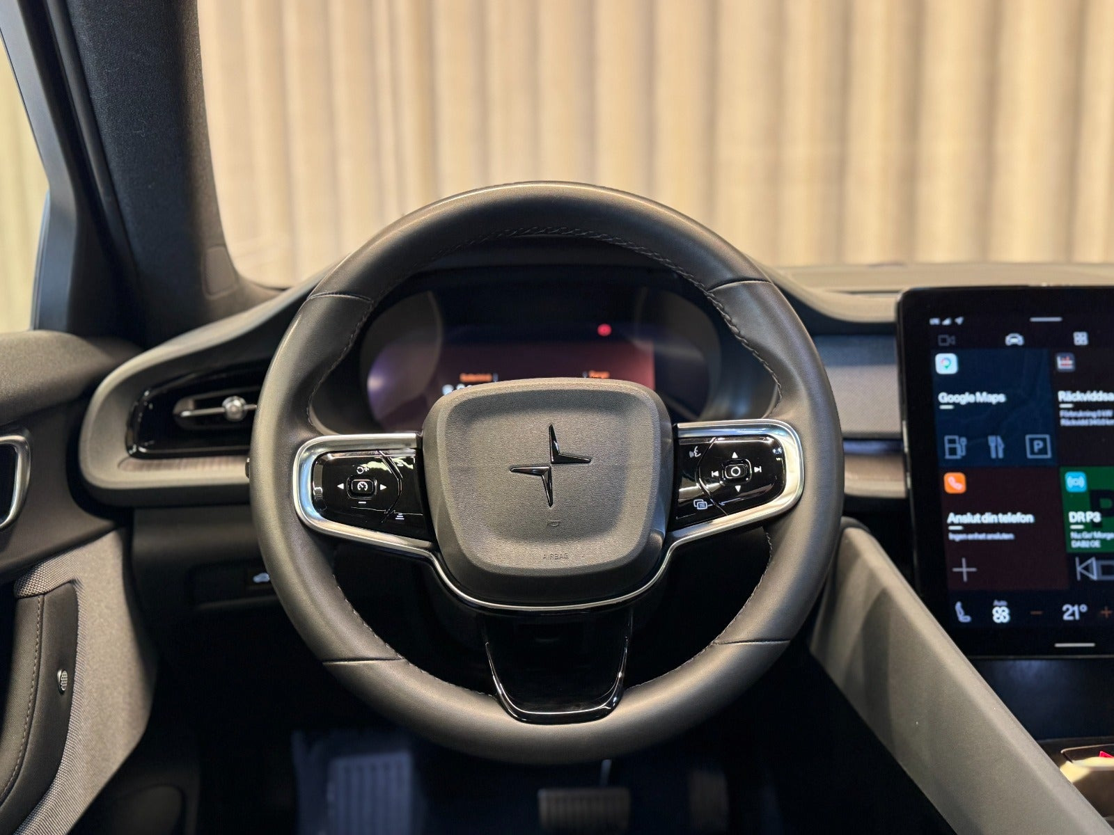 Blå Polestar 2 fra 2023