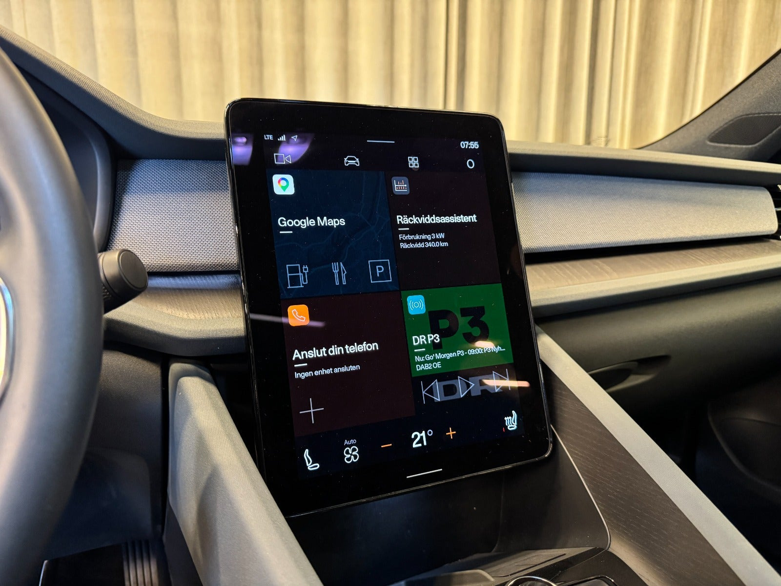 Blå Polestar 2 fra 2023