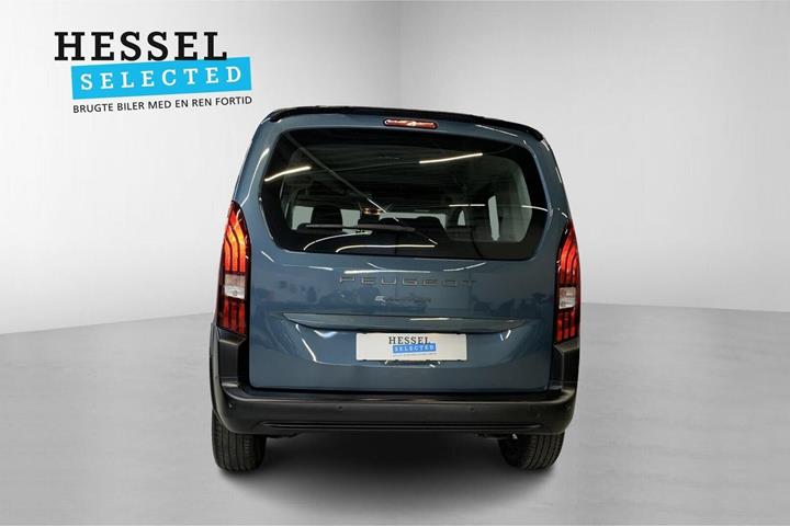 Blå Peugeot e-Rifter fra 2025
