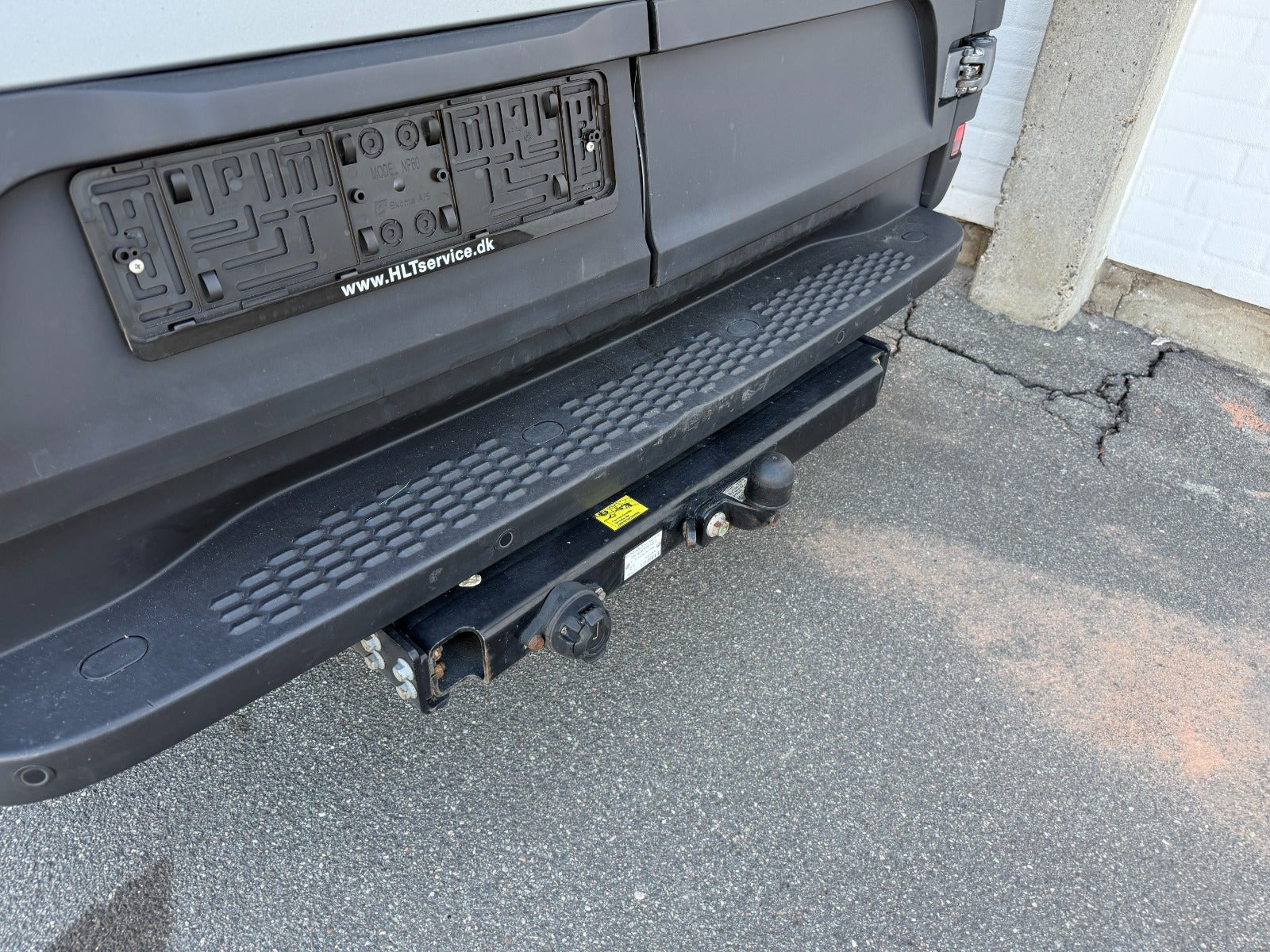 Grå Iveco Daily fra 2024
