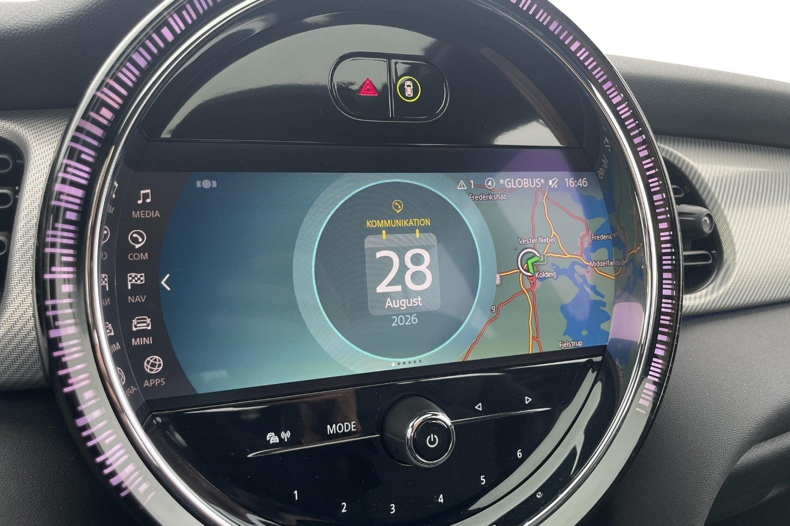 Blå Mini Cooper SE fra 2022