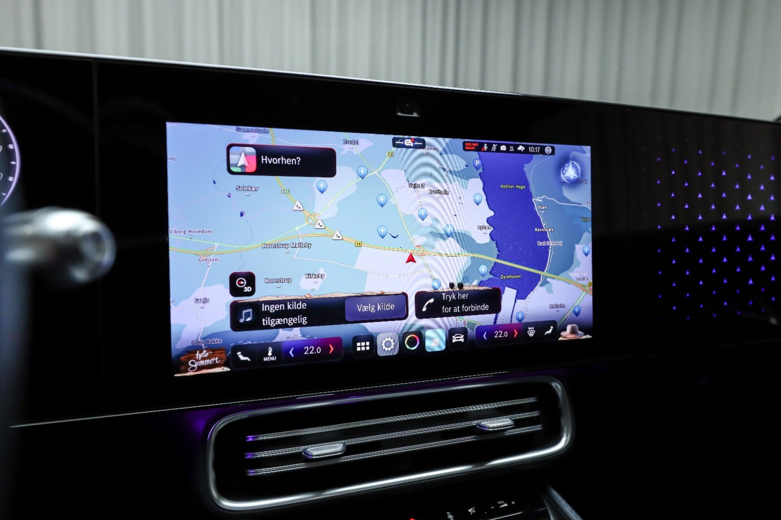 Rød Mercedes CLA250+ fra 2025