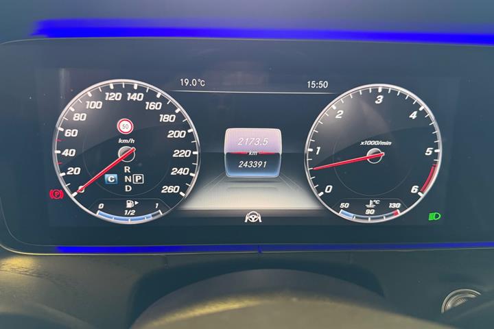 undefined Mercedes E350 d fra 2018