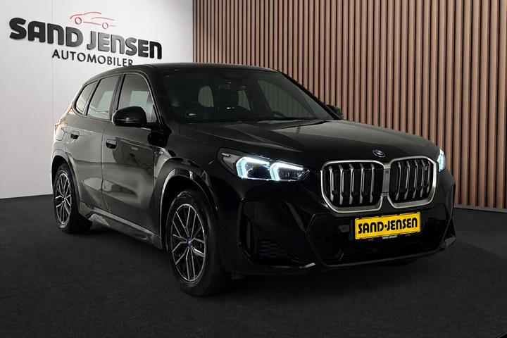 Sort BMW iX1 fra 2023