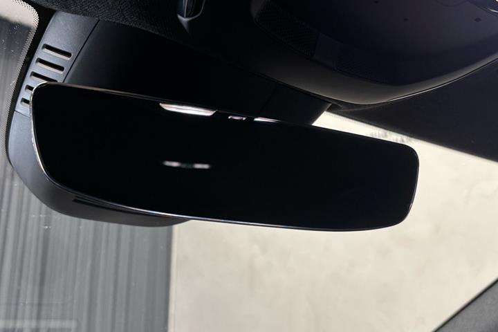 Hvid Polestar 2 fra 2023
