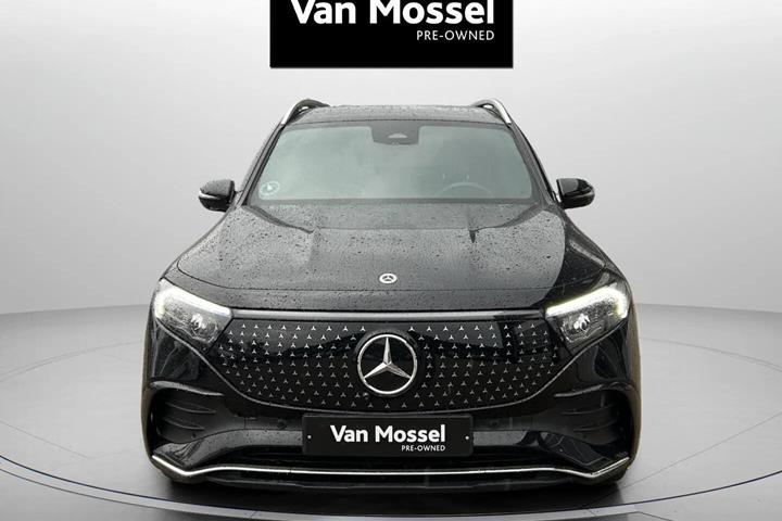 Sort Mercedes EQB 250+ fra 2025
