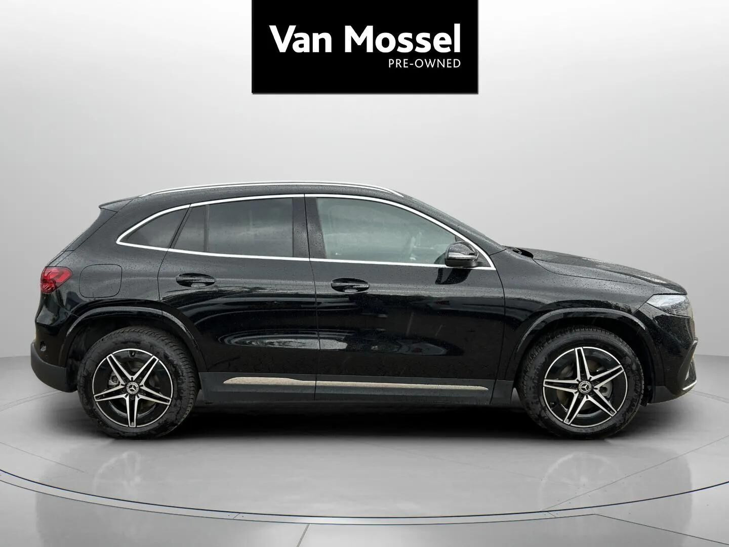 Sort Mercedes EQA250+ fra 2025