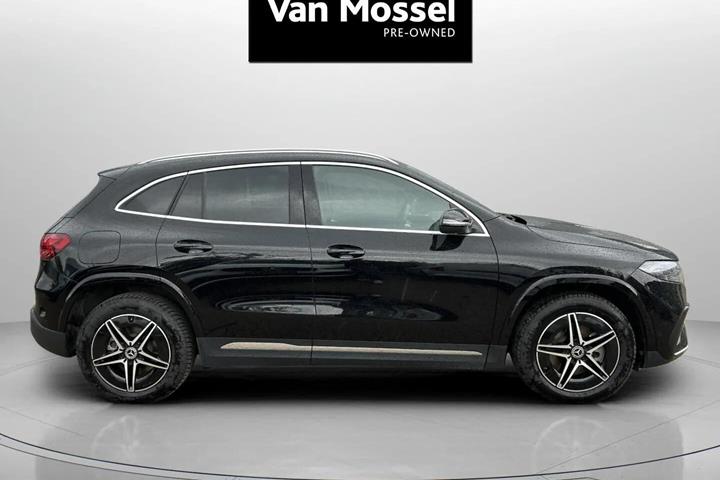 Sort Mercedes EQA250+ fra 2025