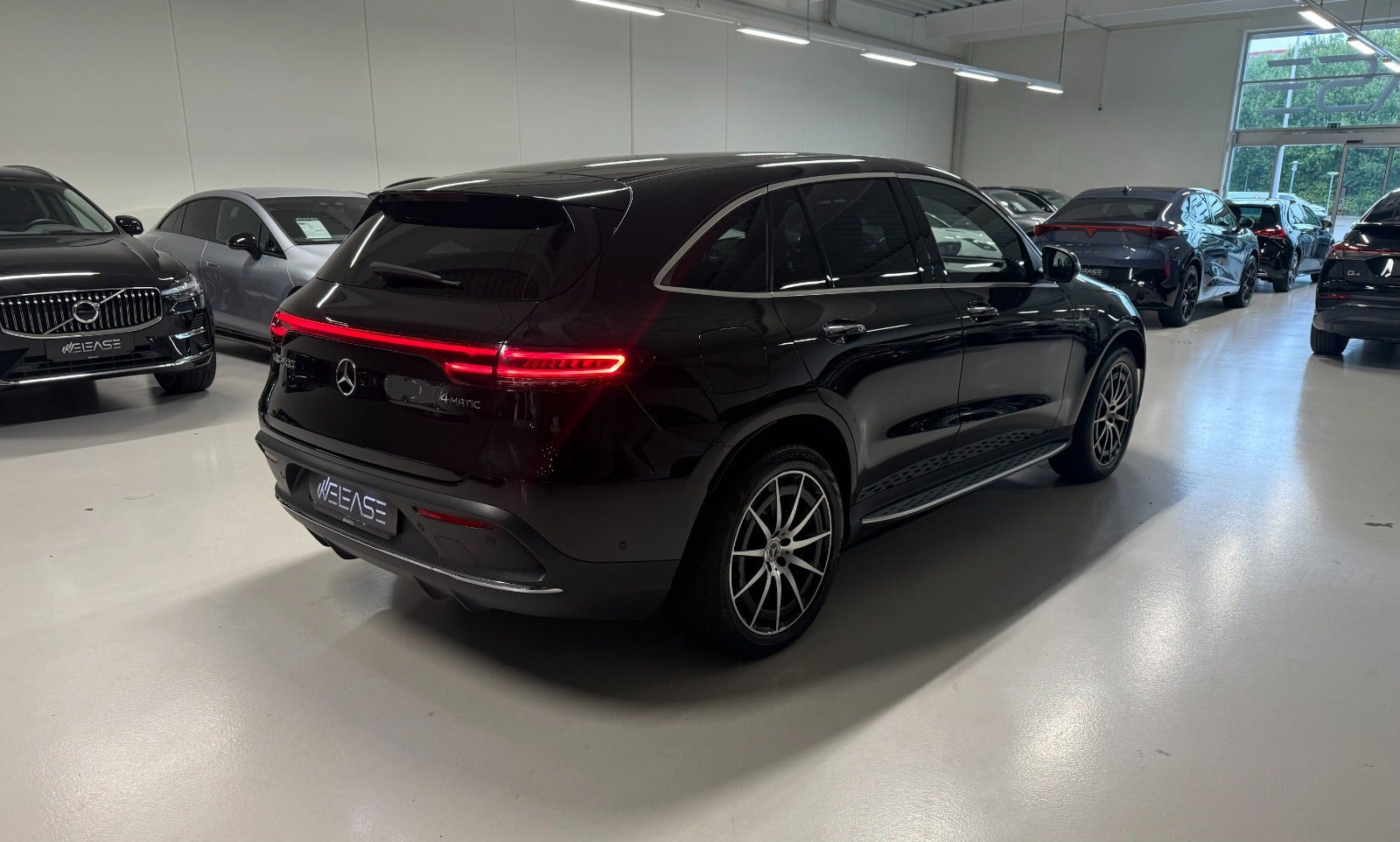 Sort Mercedes EQC400 fra 2021