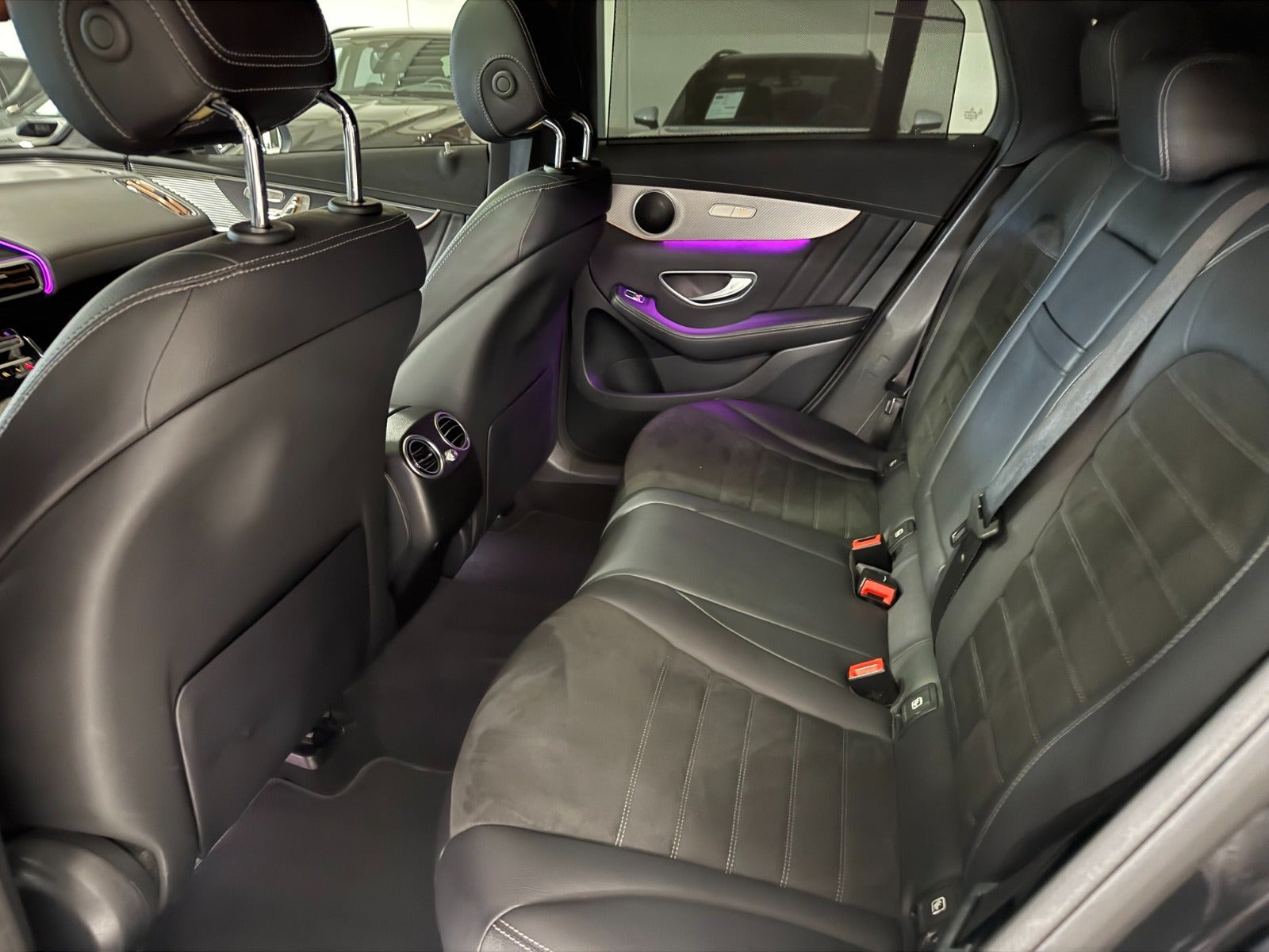 Sort Mercedes EQC400 fra 2021