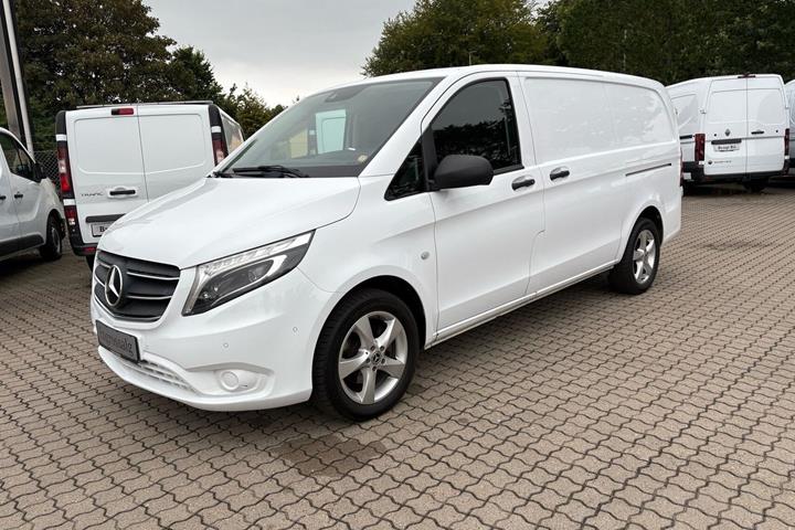 Hvid Mercedes Vito 116 fra 2021