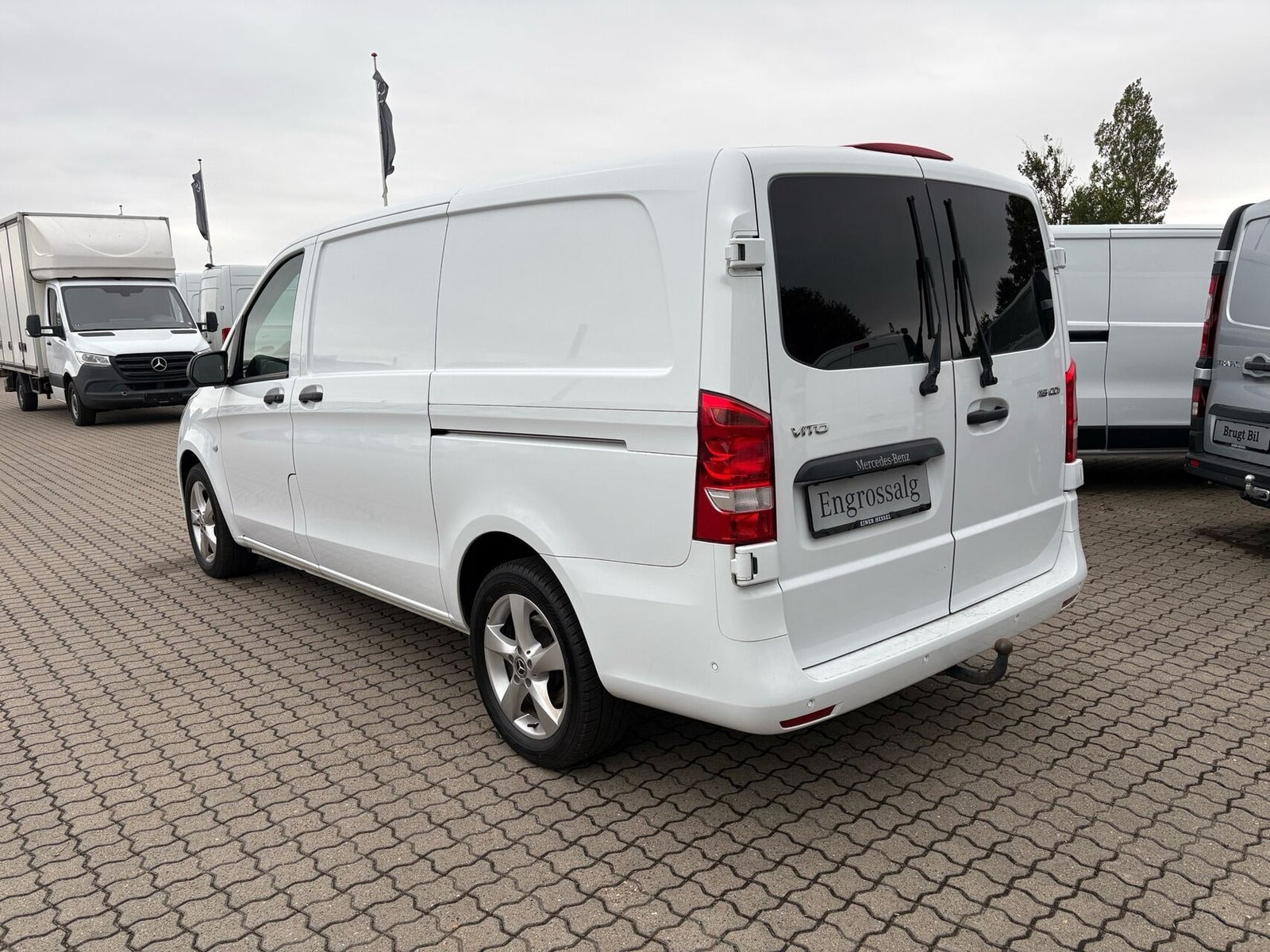 Hvid Mercedes Vito 116 fra 2021