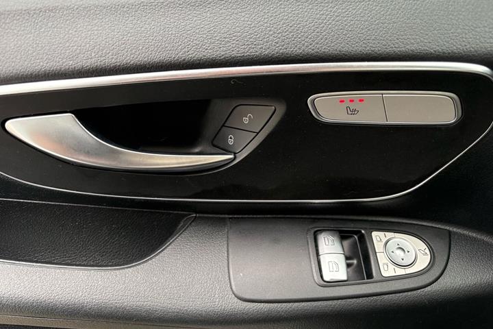 Hvid Mercedes Vito 116 fra 2021