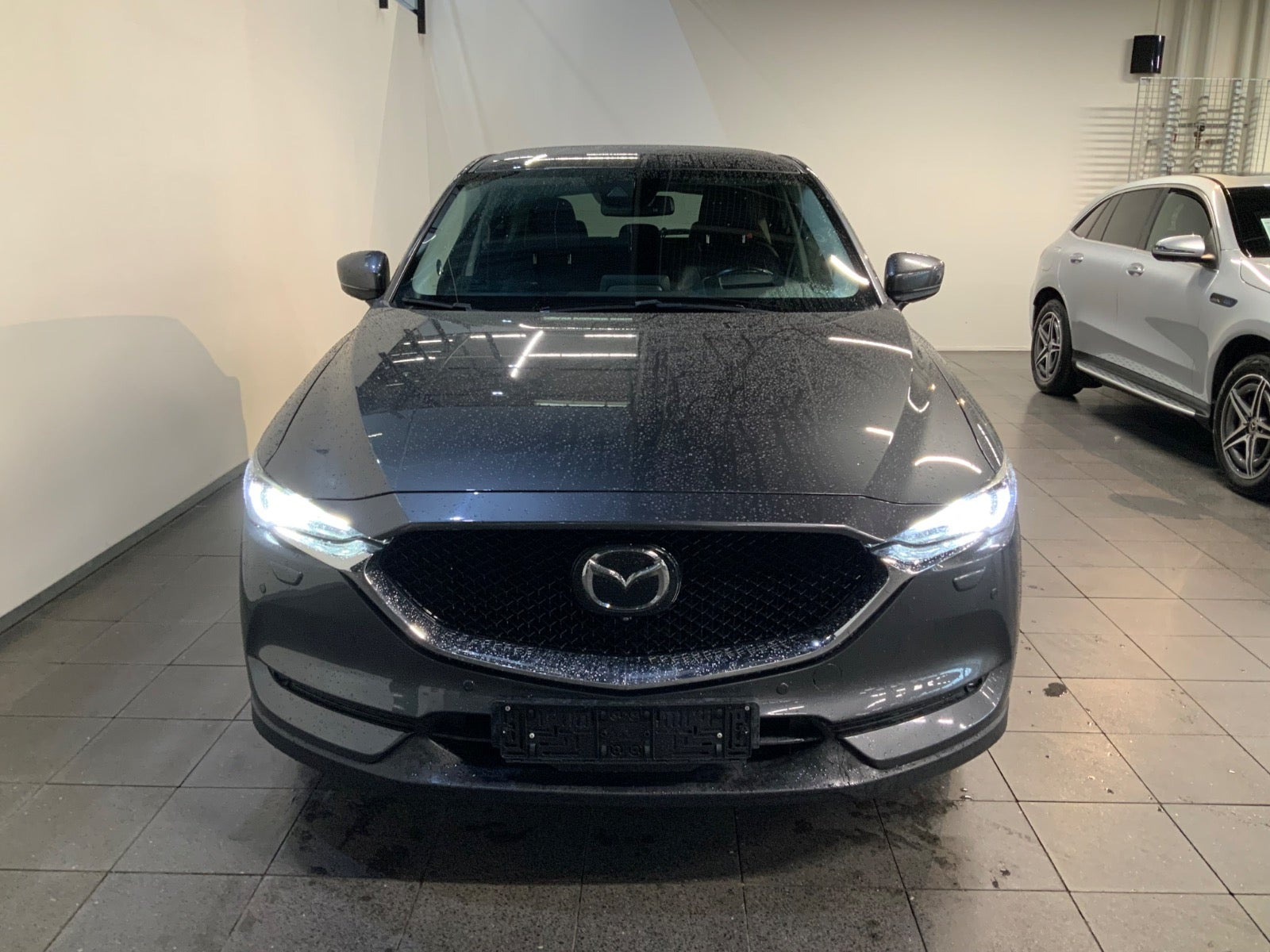 Grå Mazda CX-5 fra 2019