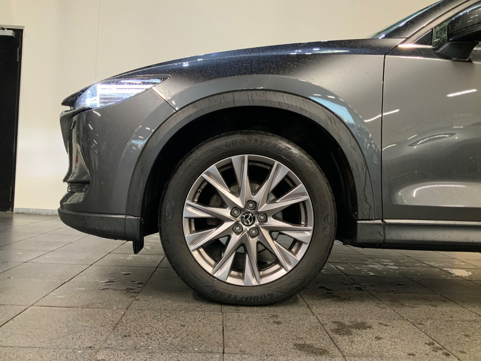 Grå Mazda CX-5 fra 2019
