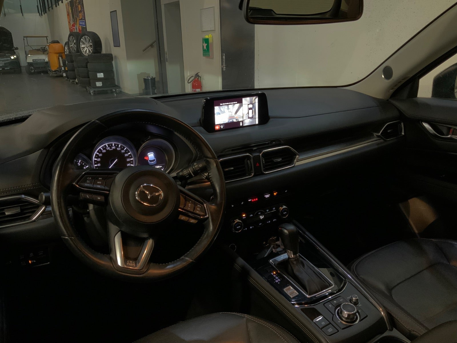 Sølv Mazda CX-5 fra 2018