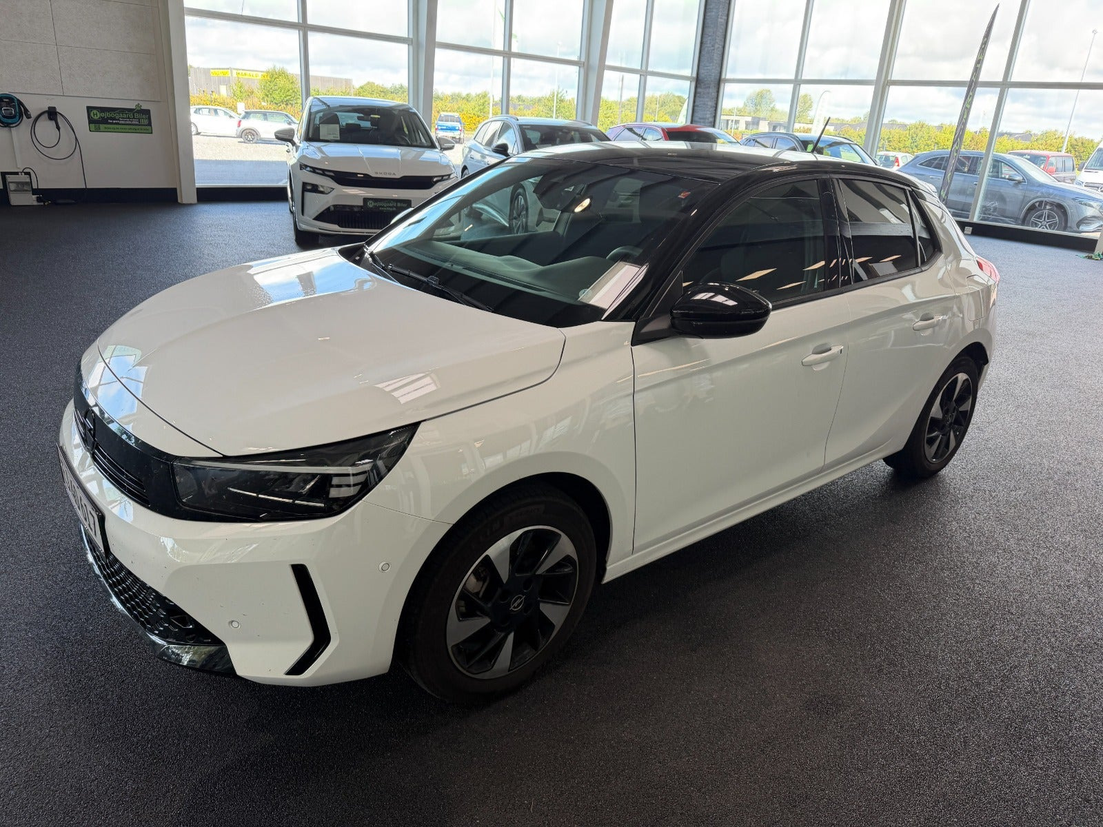 Gul Opel Corsa-e fra 2023