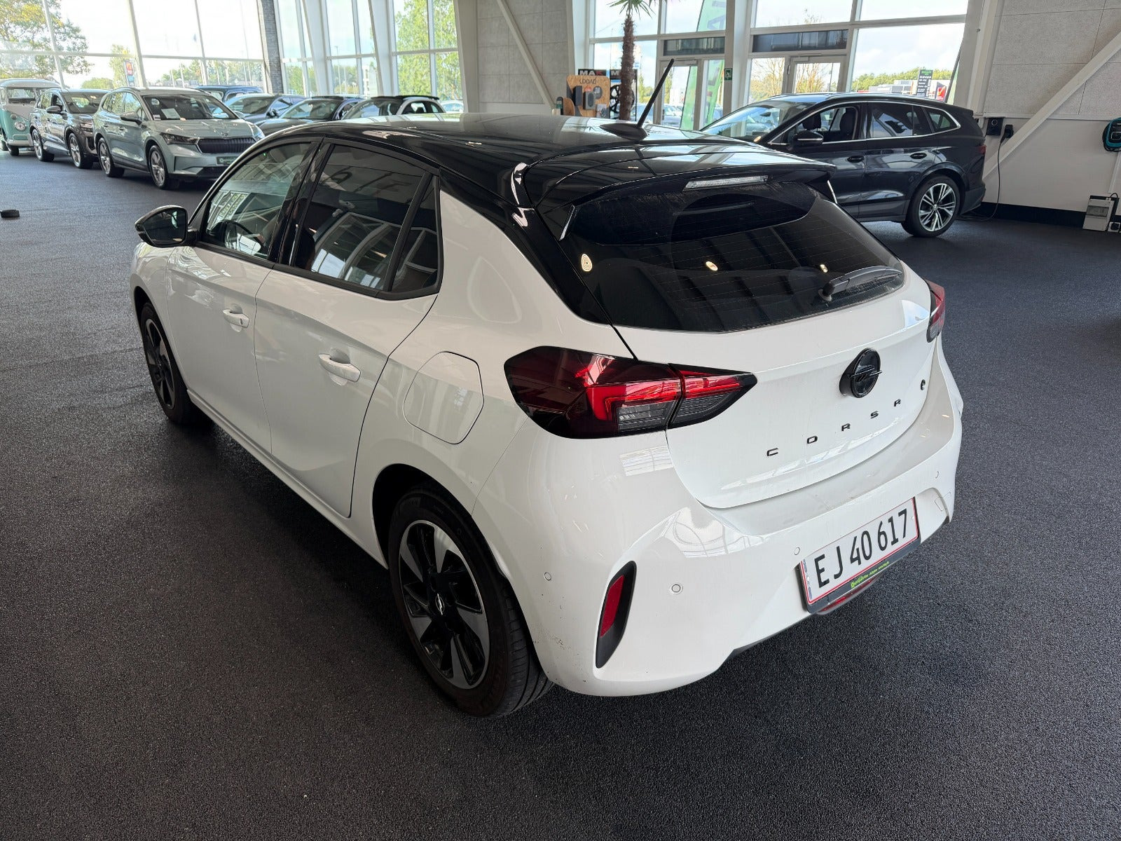 Gul Opel Corsa-e fra 2023