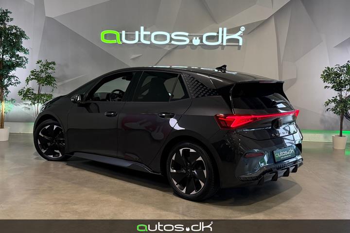 Grå Cupra Born fra 2023