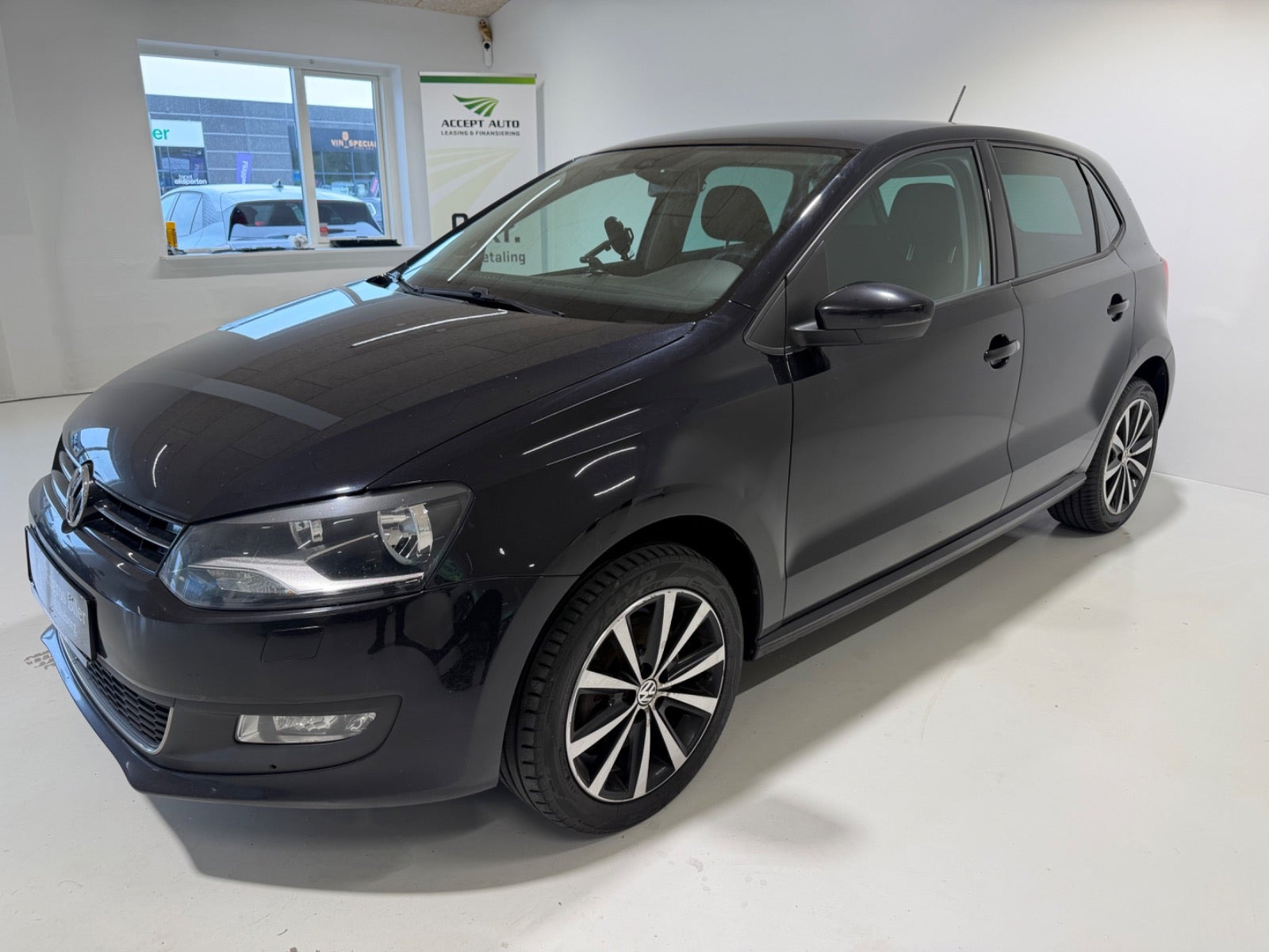 Sort VW Polo fra 2013