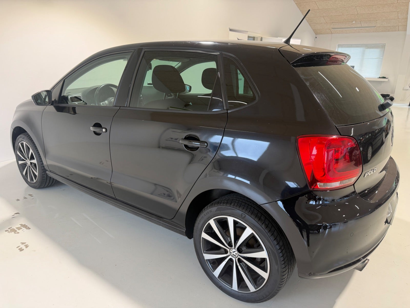 Sort VW Polo fra 2013