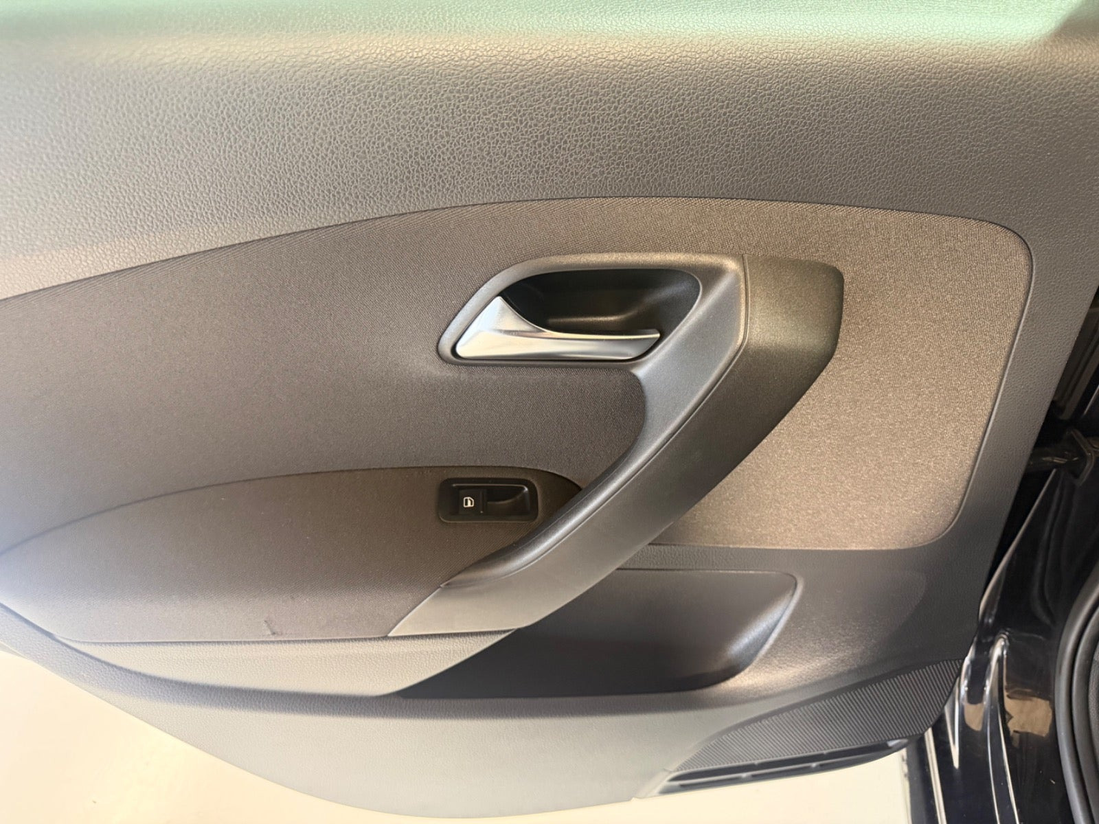 Sort VW Polo fra 2013