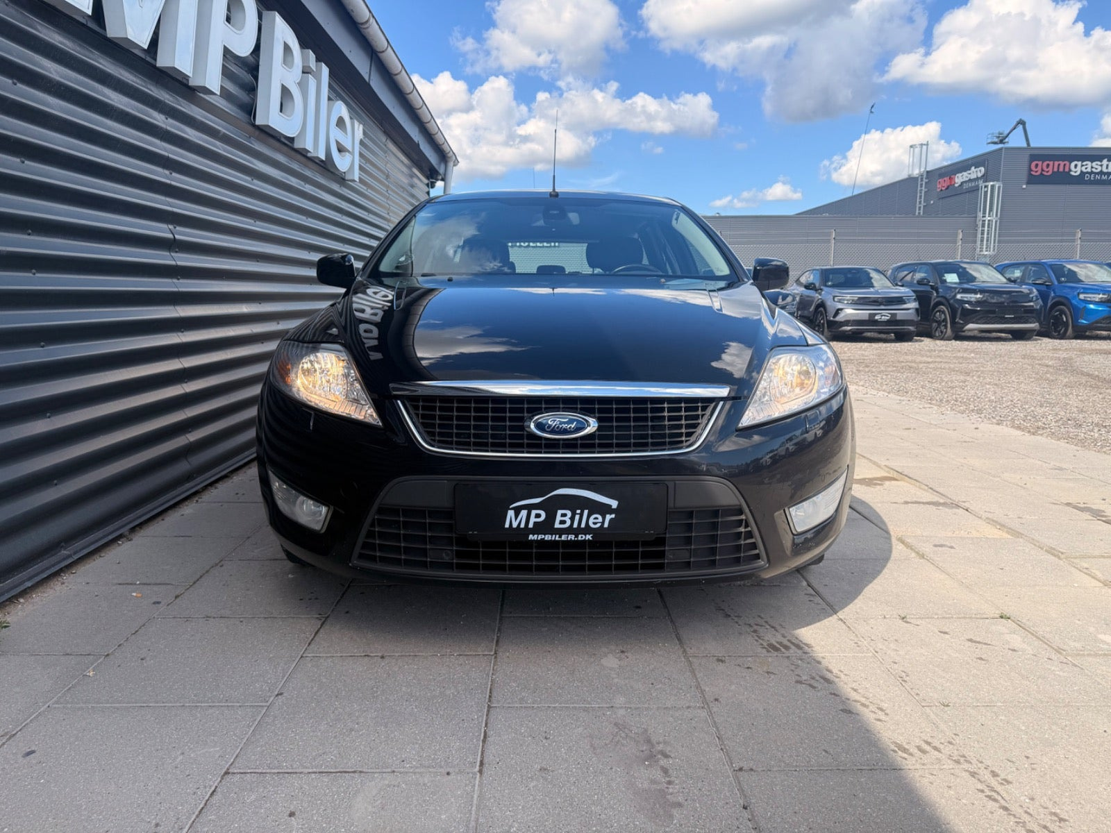 Sort Ford Mondeo fra 2011