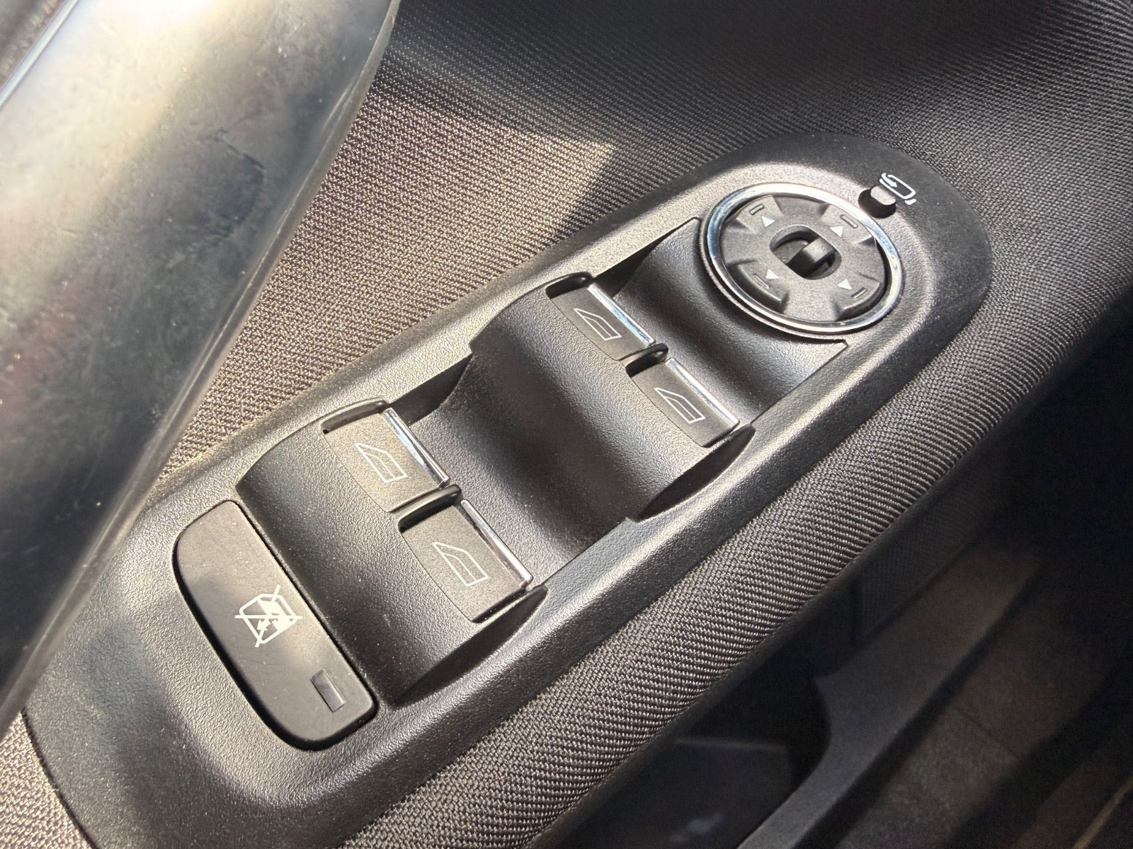 Sort Ford Mondeo fra 2011