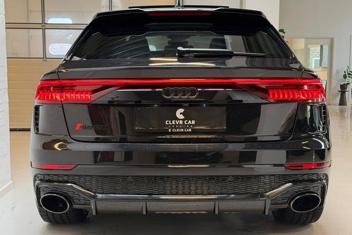 Sort Audi RS Q8 fra 2020