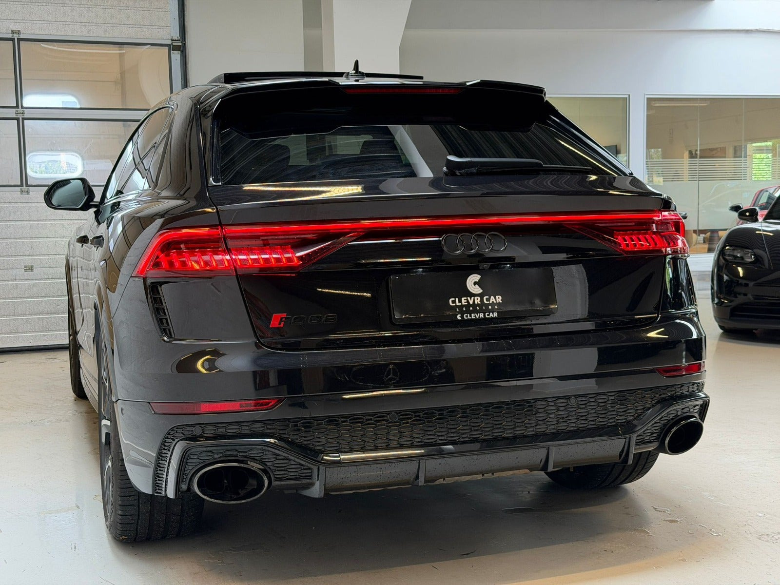 Sort Audi RS Q8 fra 2020