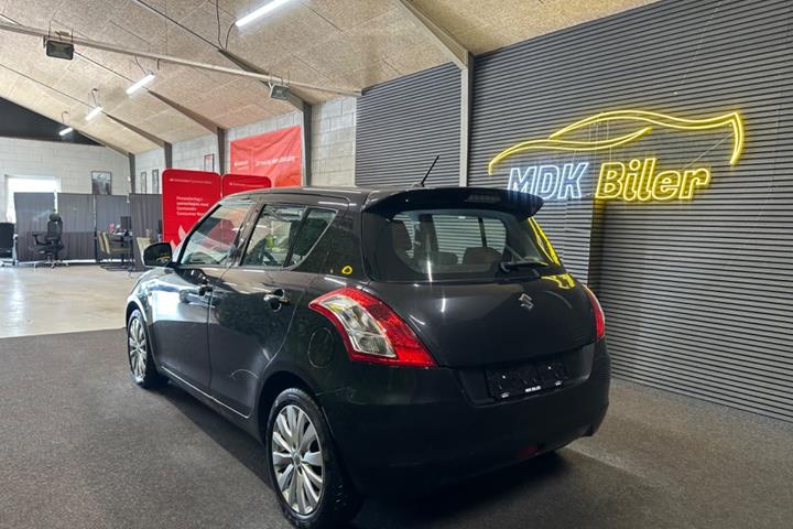 undefined Suzuki Swift fra 2012