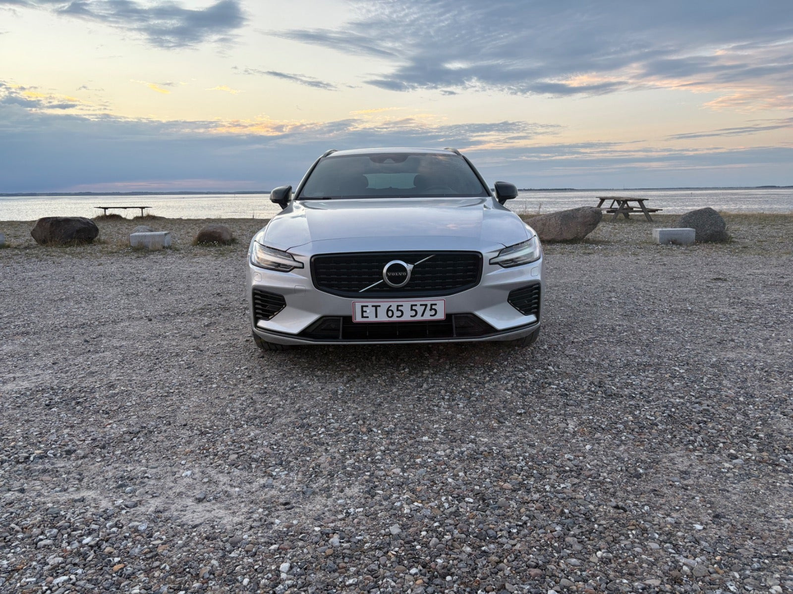 Sølv Volvo V60 fra 2021