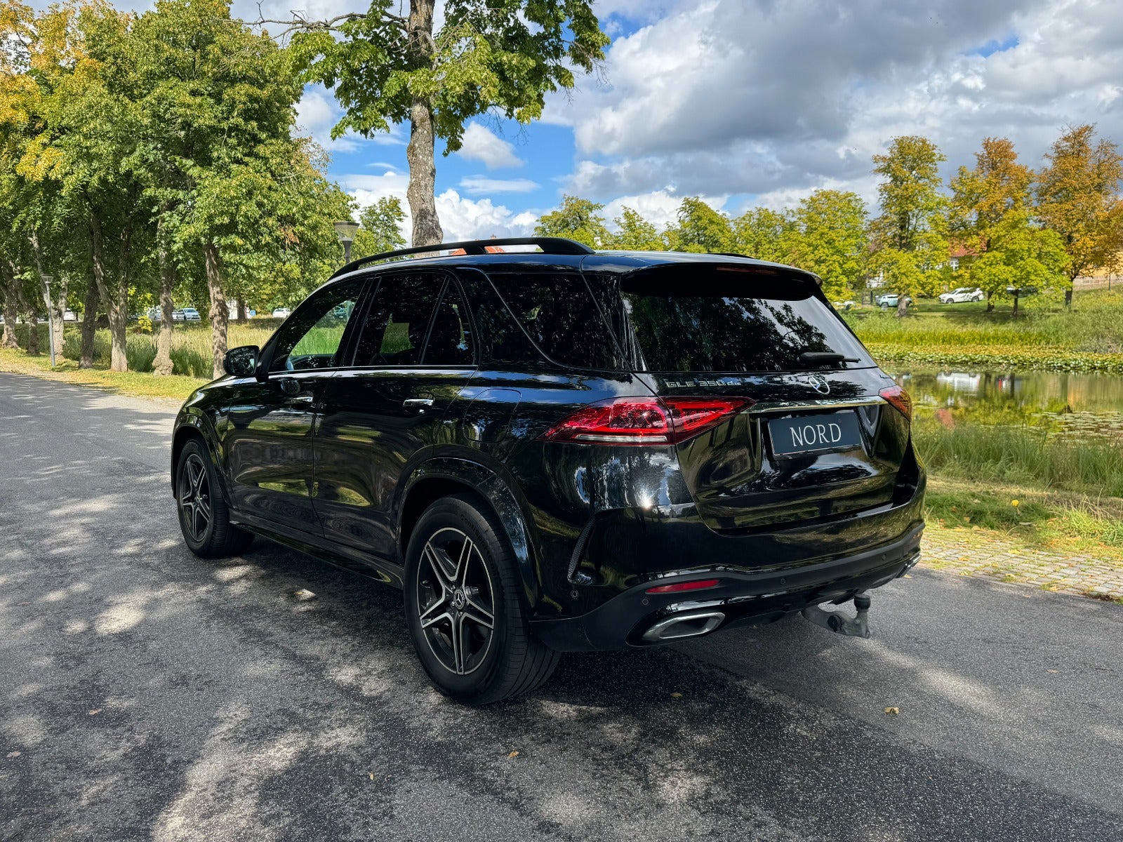 Sort Mercedes GLE350 de fra 2022