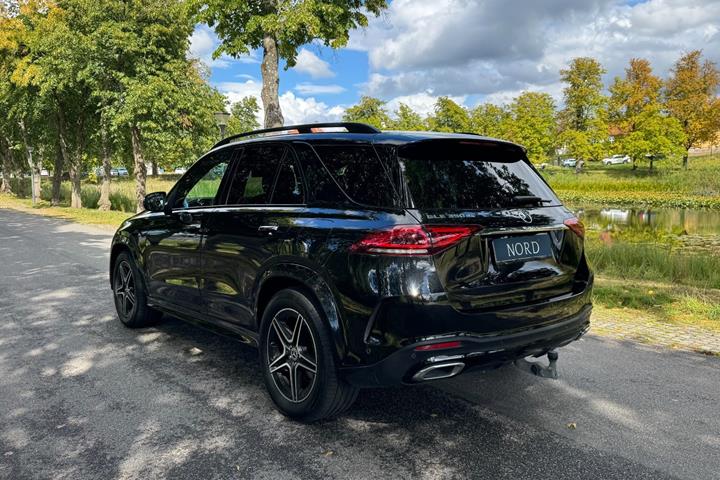 Sort Mercedes GLE350 de fra 2022