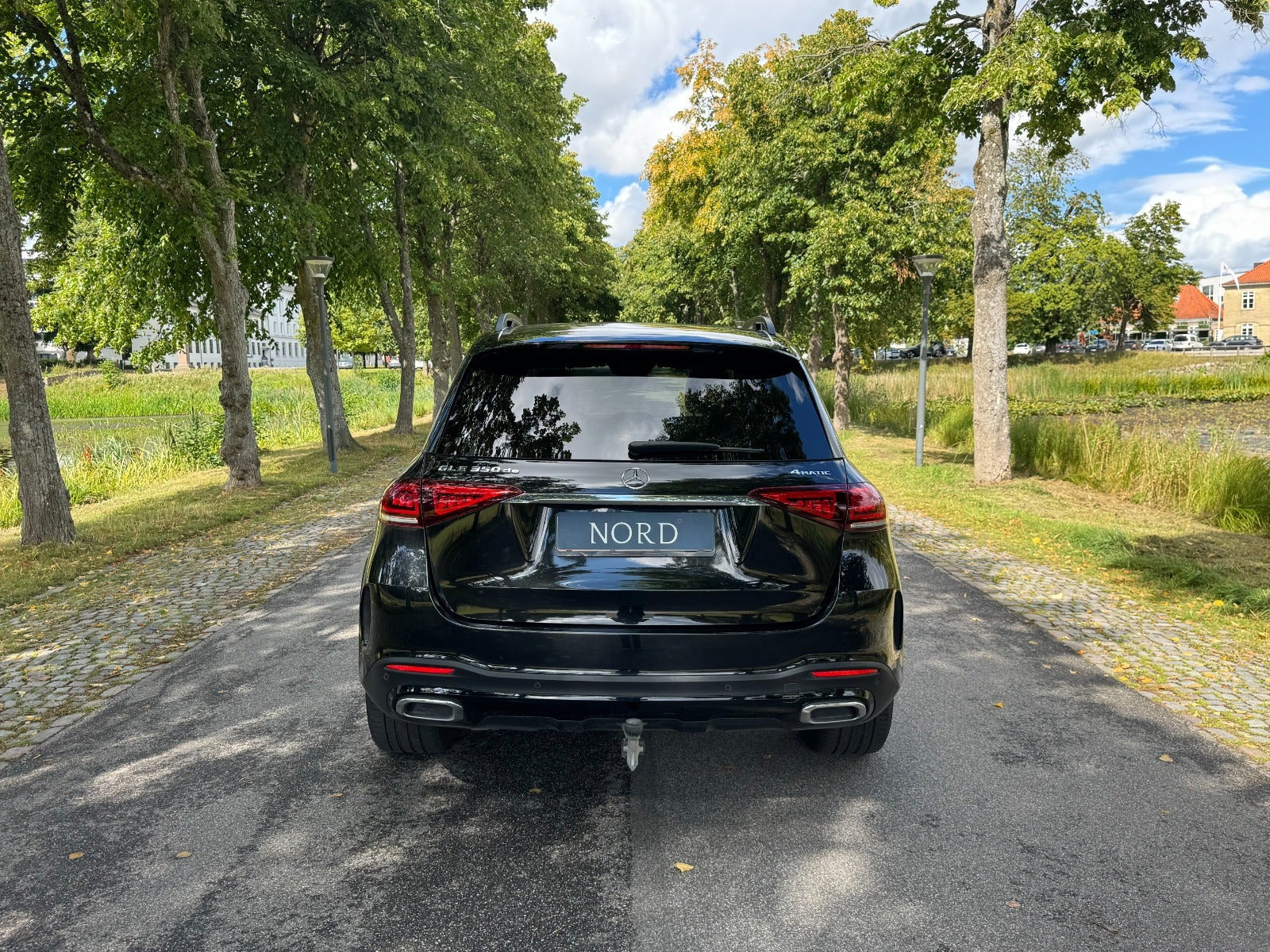 Sort Mercedes GLE350 de fra 2022