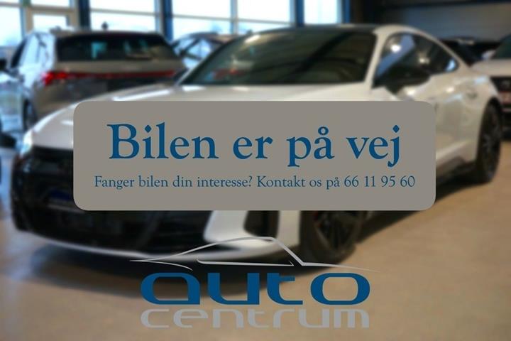 Sølv Audi Q4 e-tron fra 2025