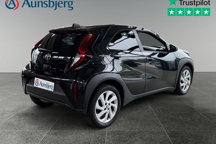 Sort Toyota Aygo X fra 2022