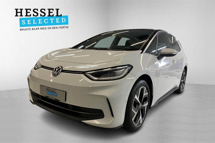 Hvid VW ID.3 fra 2024 set udefra