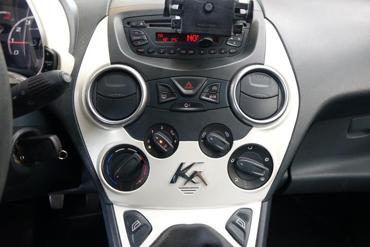 Sort Ford Ka fra 2014