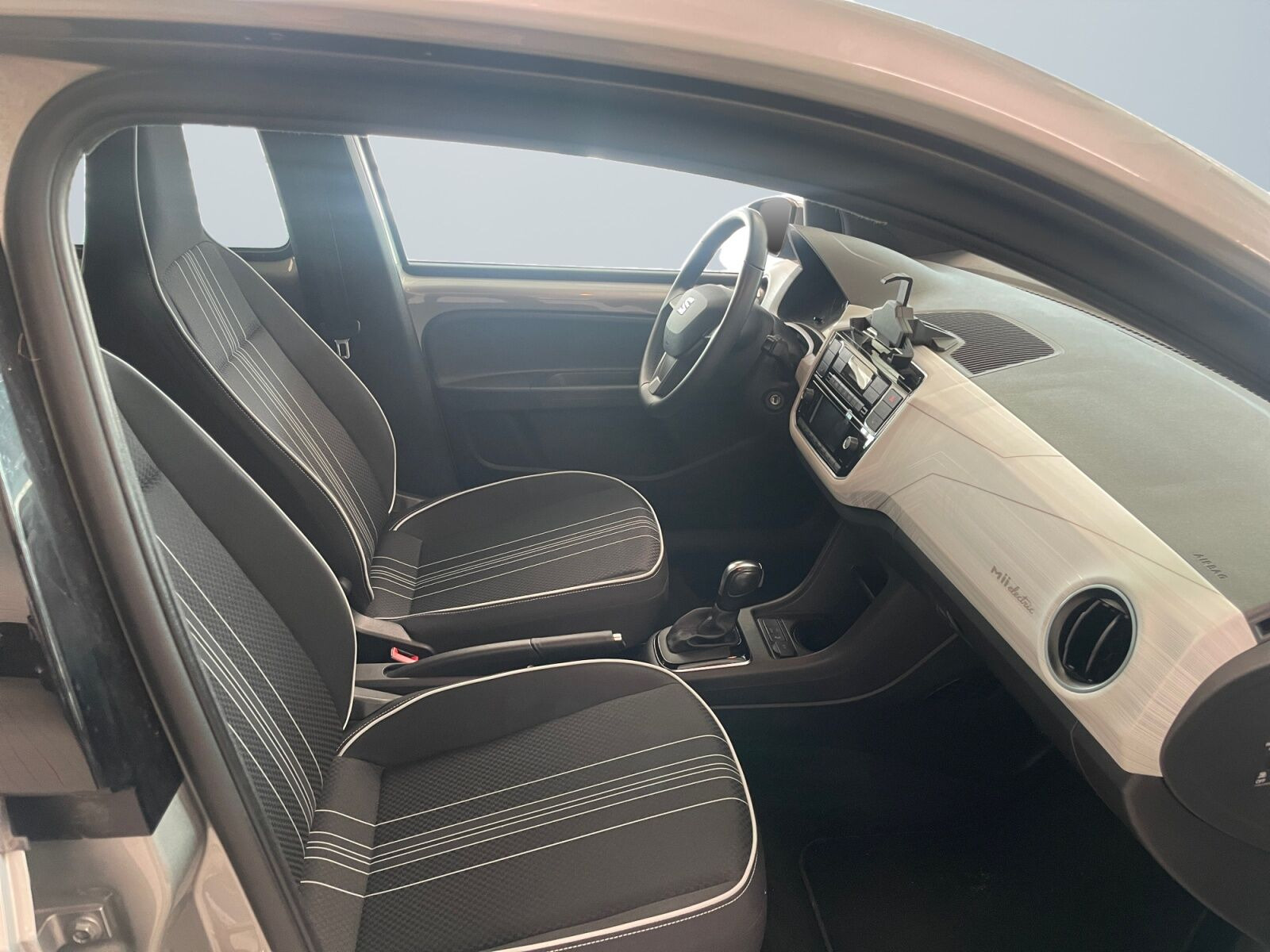 Grå Seat Mii fra 2021