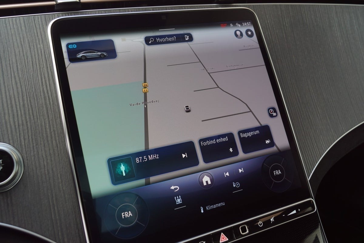 Sort Mercedes EQS450+ fra 2022