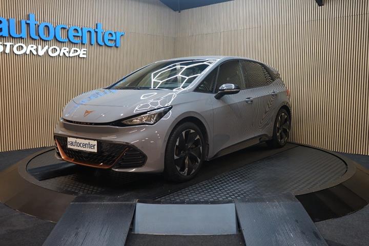 Grå Cupra Born fra 2023