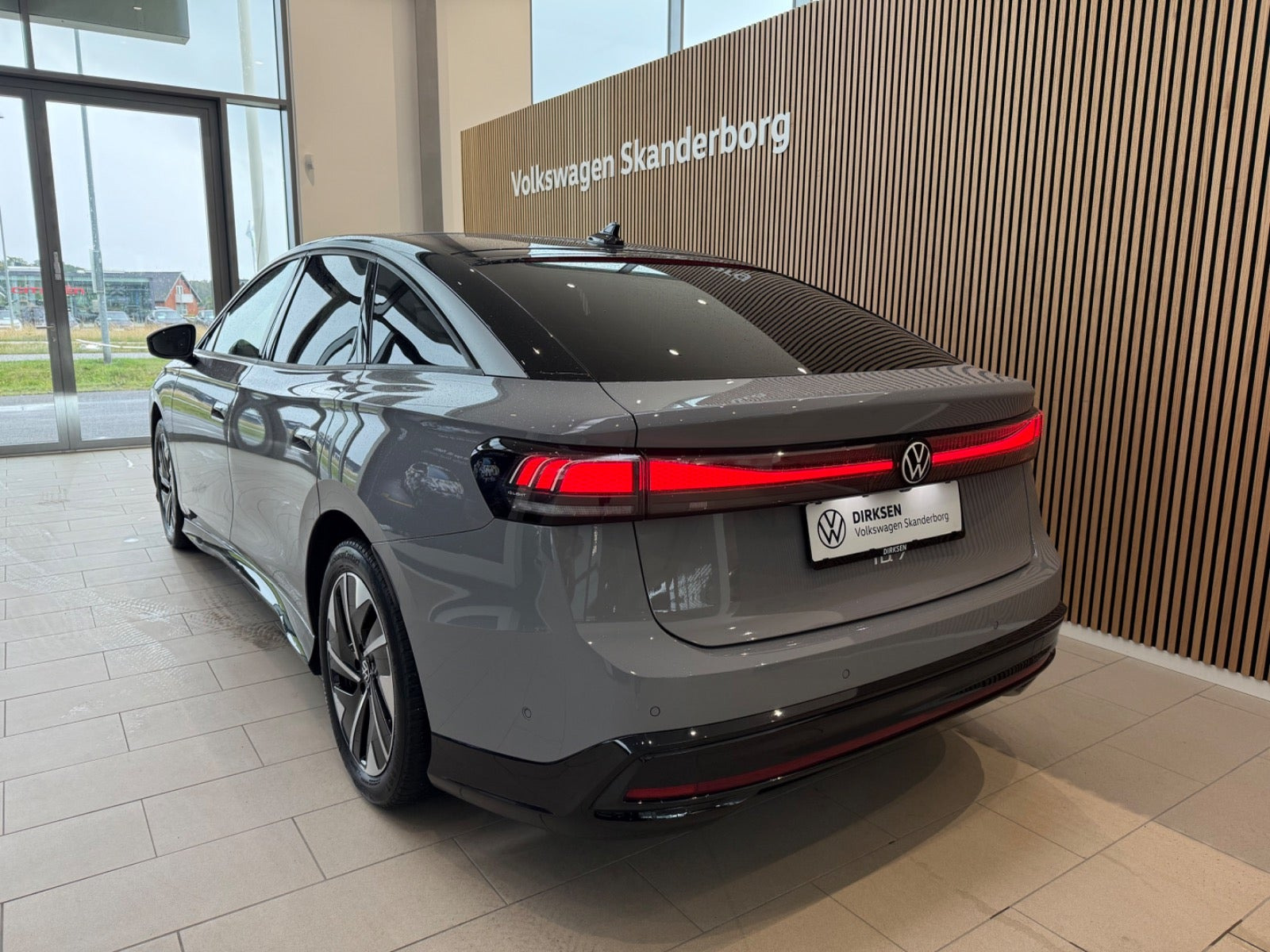 Sort VW ID.7 fra 2024