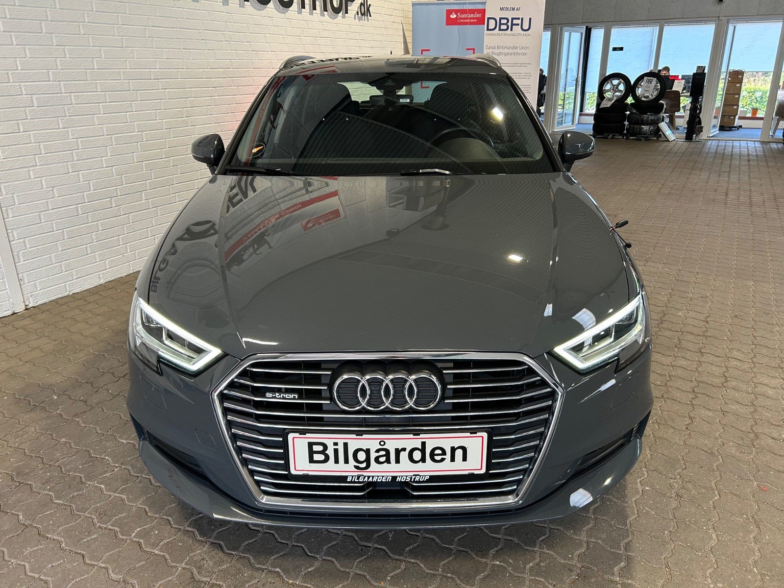 Grå Audi A3 fra 2020