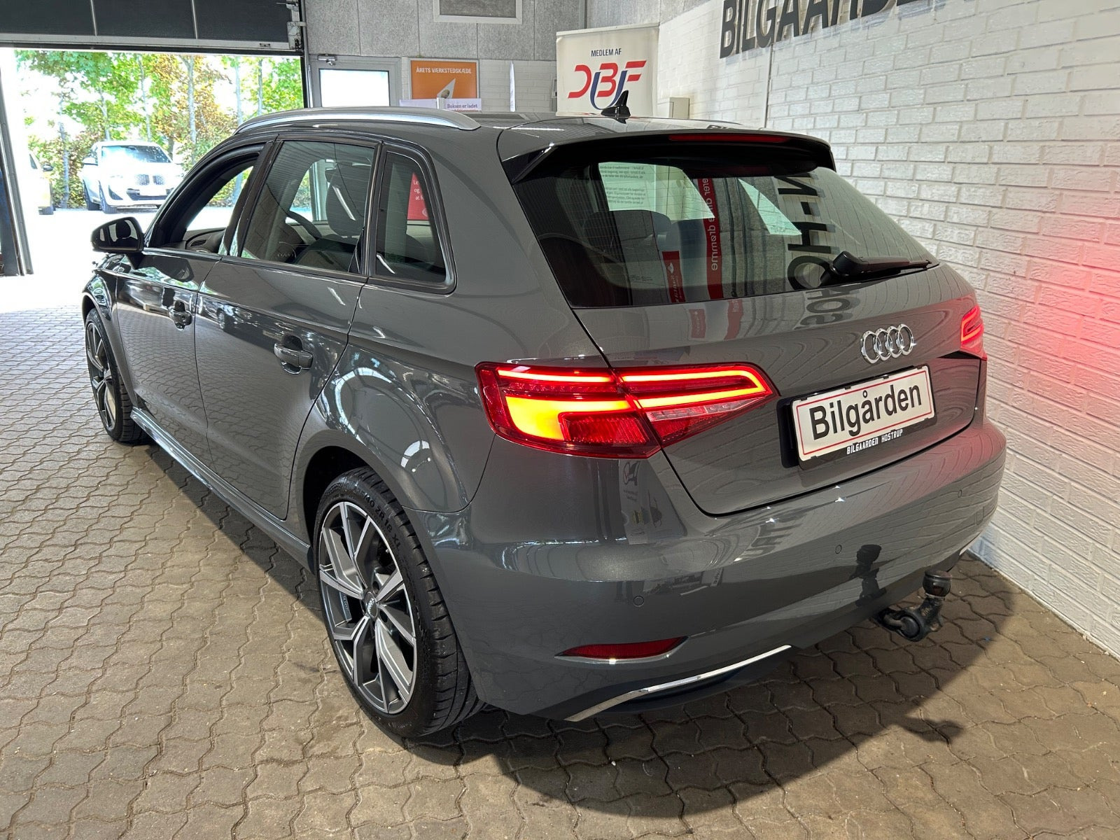 Grå Audi A3 fra 2020