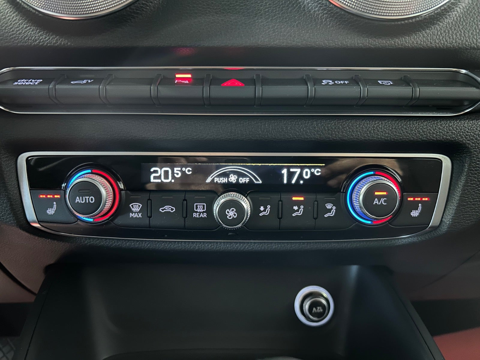 Grå Audi A3 fra 2020